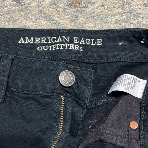 American Eagle Hi-Rise Shorts - Picture 5 of 5